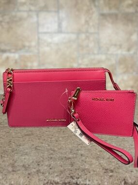 Michael Kors Pouchette Crossbody & Wallet Camila Rose Pink